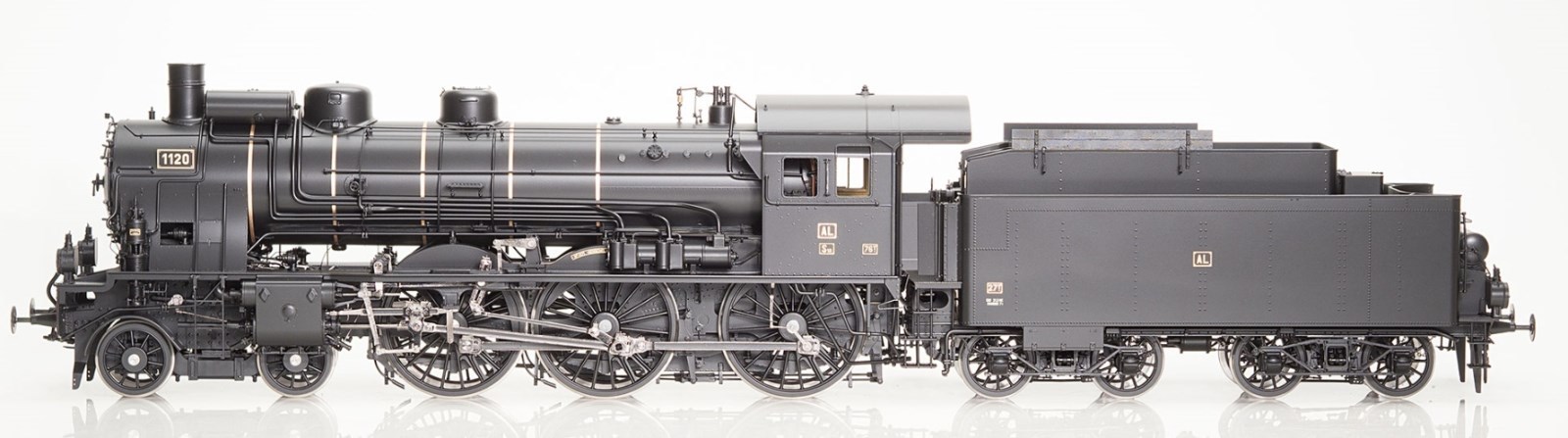 Wonder Gauge 1 Steam Locomotive 17.10 Prussian 10.1 Various Variants for KM1