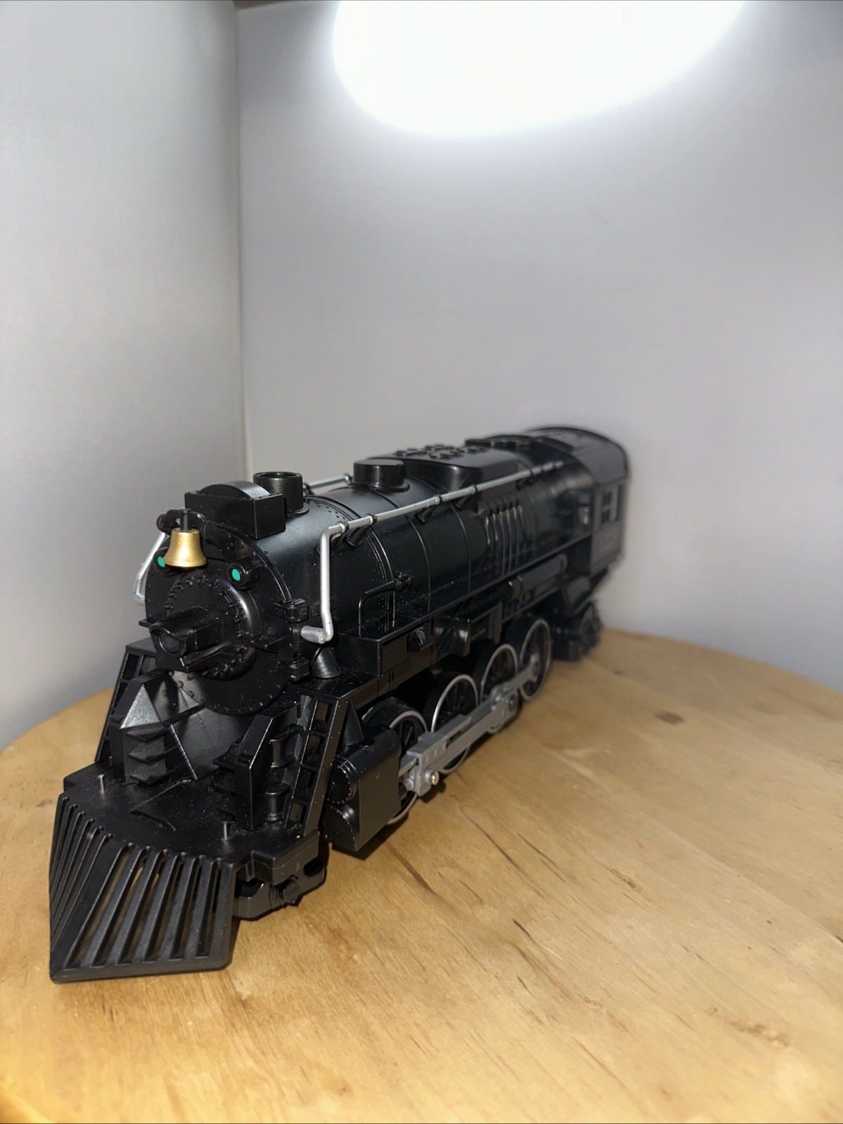 Lionel Polar Express Train Engine Locomotive 1225 Model 711795 Battery TESTED