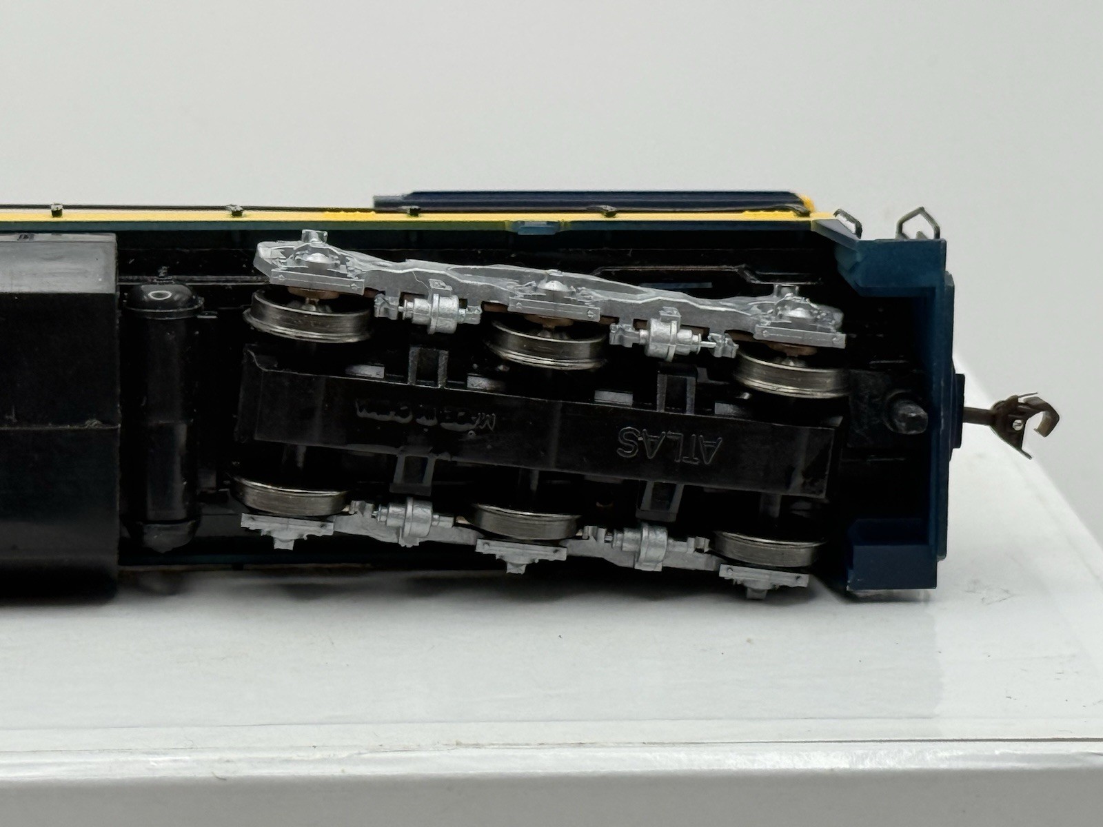 Atlas HO Scale ATSF Santa Fe GE C30-7 Diesel Locomotive #8033 8603 DCC Ready