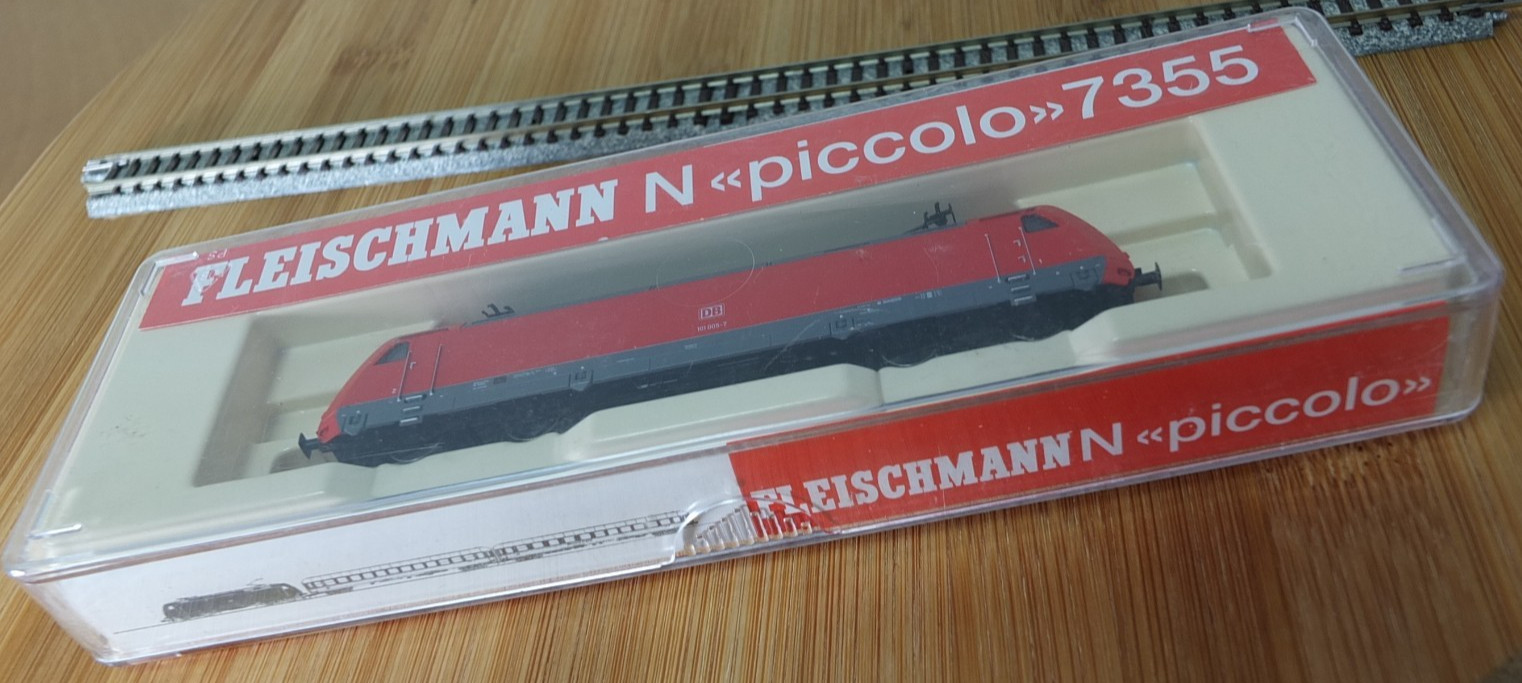 Fleischmann 7355 K N gauge DB BR 101 electric locomotive in red livery