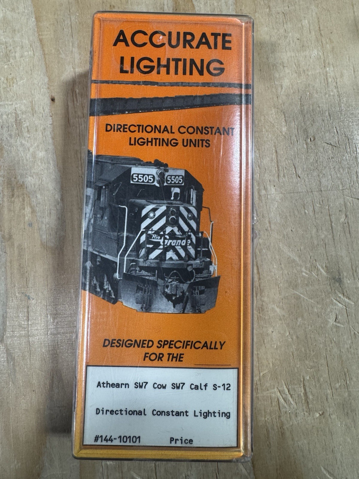Accurate Lighting HO Scale #144-10101 Directional Constant Lighting Unit Ath Sw7