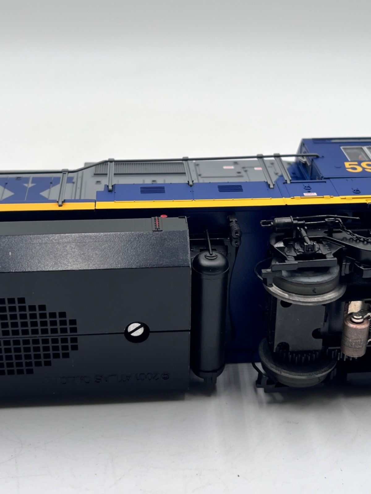 Atlas O 6832-2 CSX 5937 Dash 8-40B Diesel Locomotive TMCC RailSounds 3 Rail