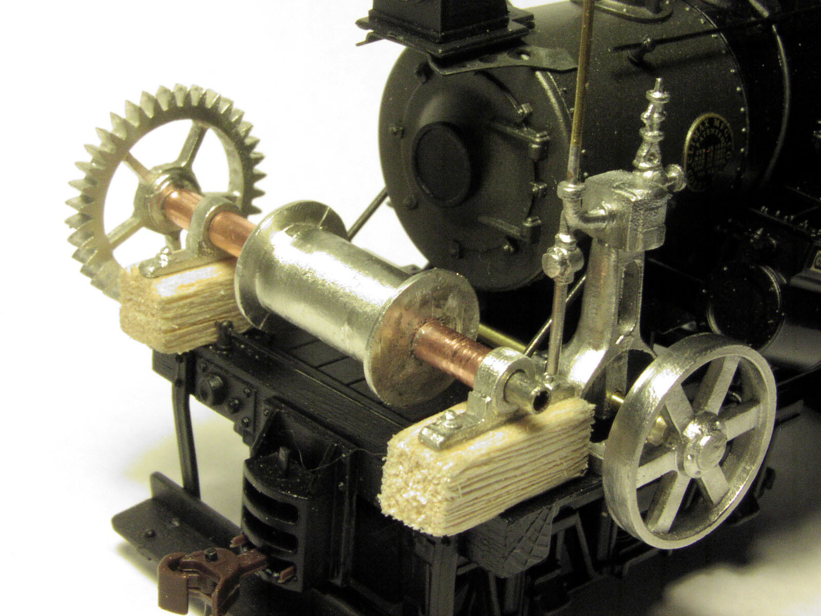 O/On30 Working Locomotive Winch Kit: 40 Piece Metal Kit makes two Steam Winches!
