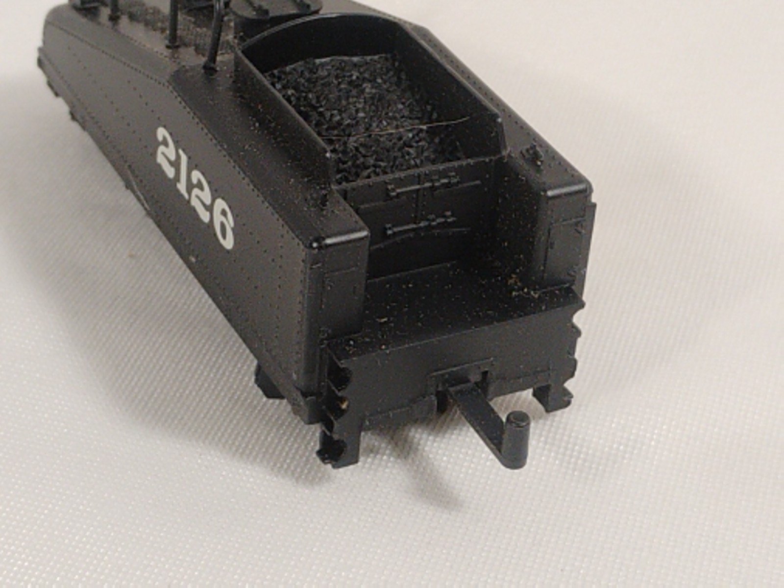 Bachman HO Scale 0-6-0? A.T. & S.F. #2126 Model Train Locomotive & Coal Car