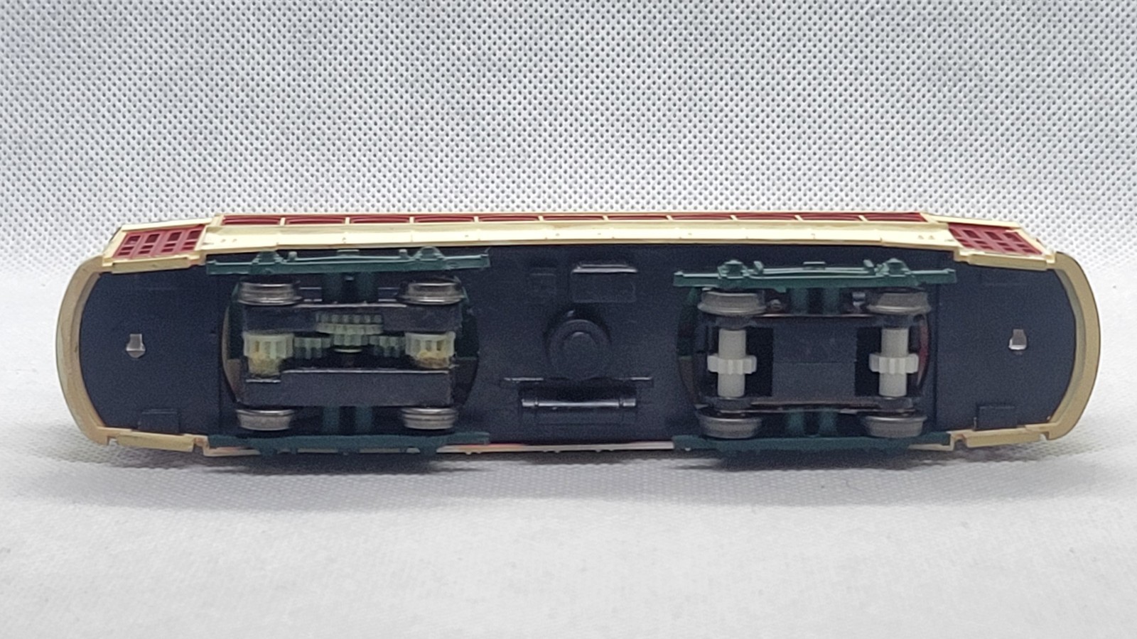 Bachmann Brill Trolley HO Christmas Trolley Car Motorized w/Lights #61040
