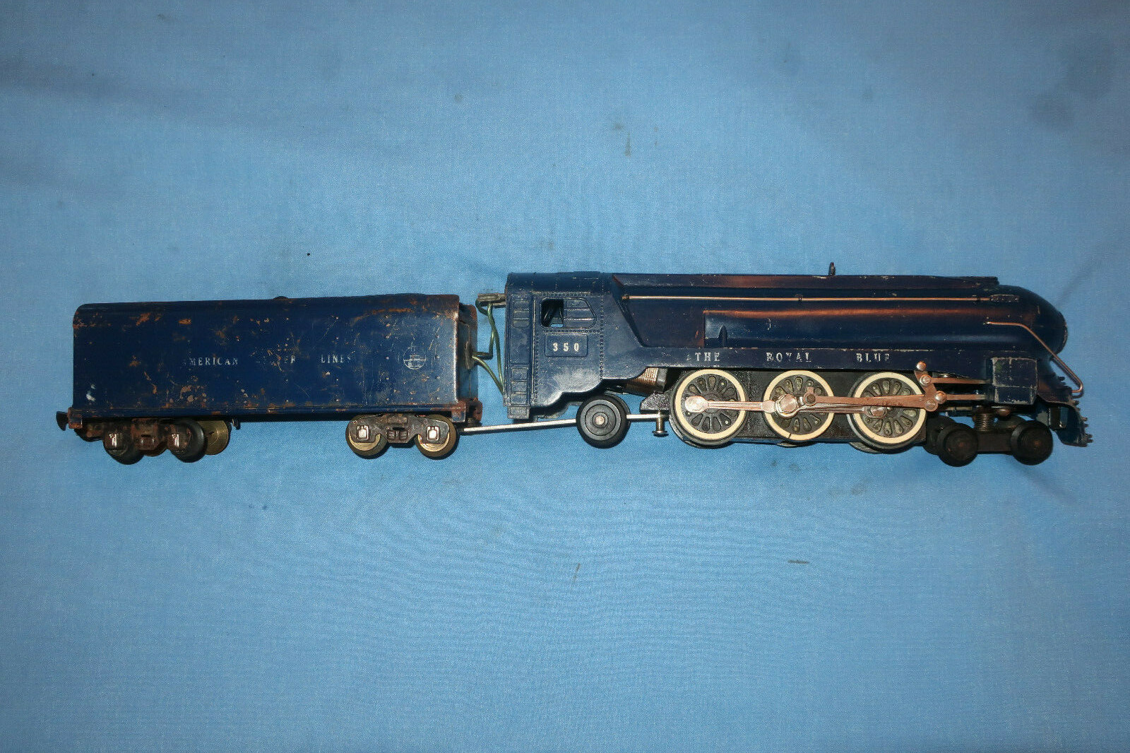 American Flyer #350 Royal Blue Locomotive & Tender with Wire Handrails. Runs