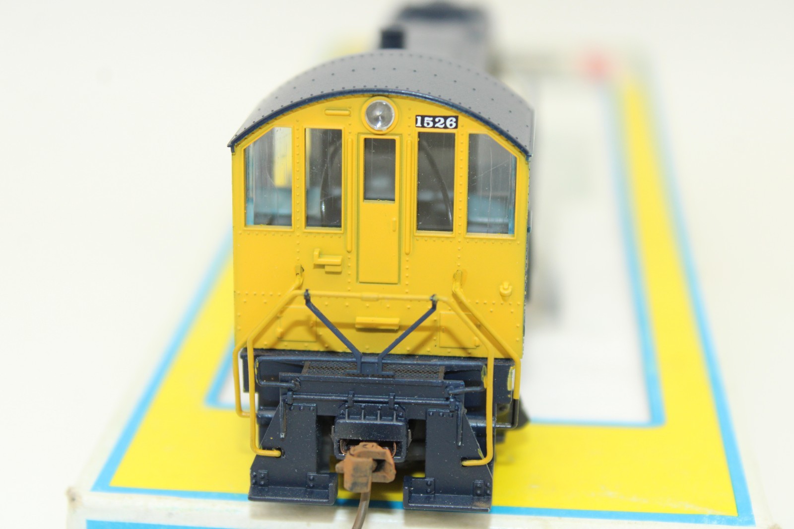 Atlas HO Scale ATSF Santa Fe Alco S4 Diesel Locomotive #1526 8277
