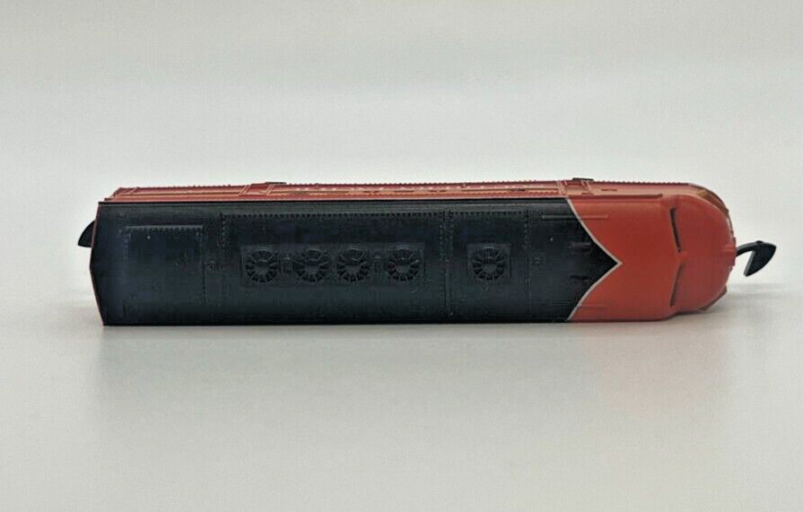 Z Scale Marklin 8809 “Southern Pacific” Daylight F7A Diesel 5 pole motor Org Box