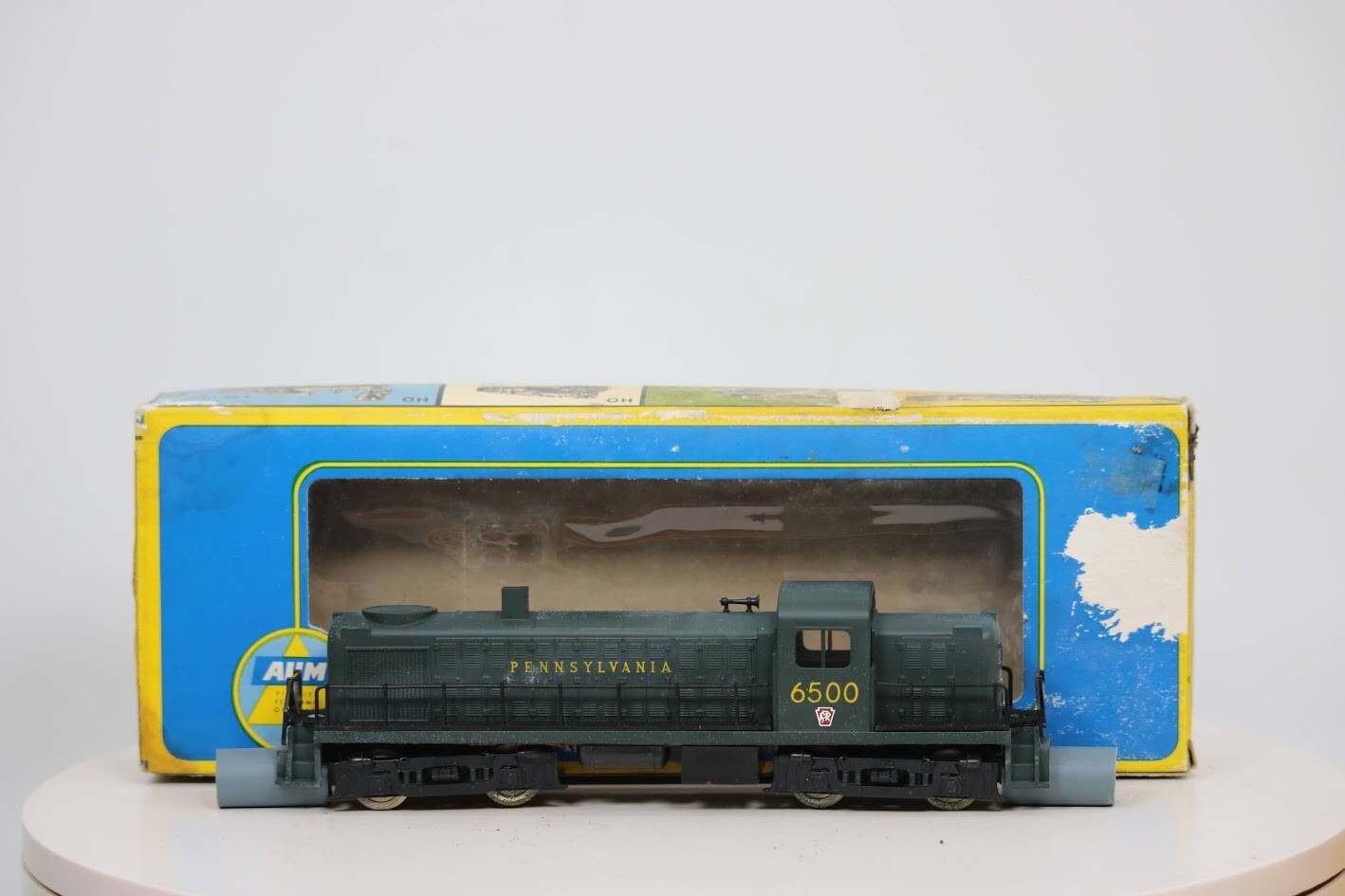 HO SCALE AHM Diesel Dummy Locomotive Pennsylvania RR 6500 RS-2