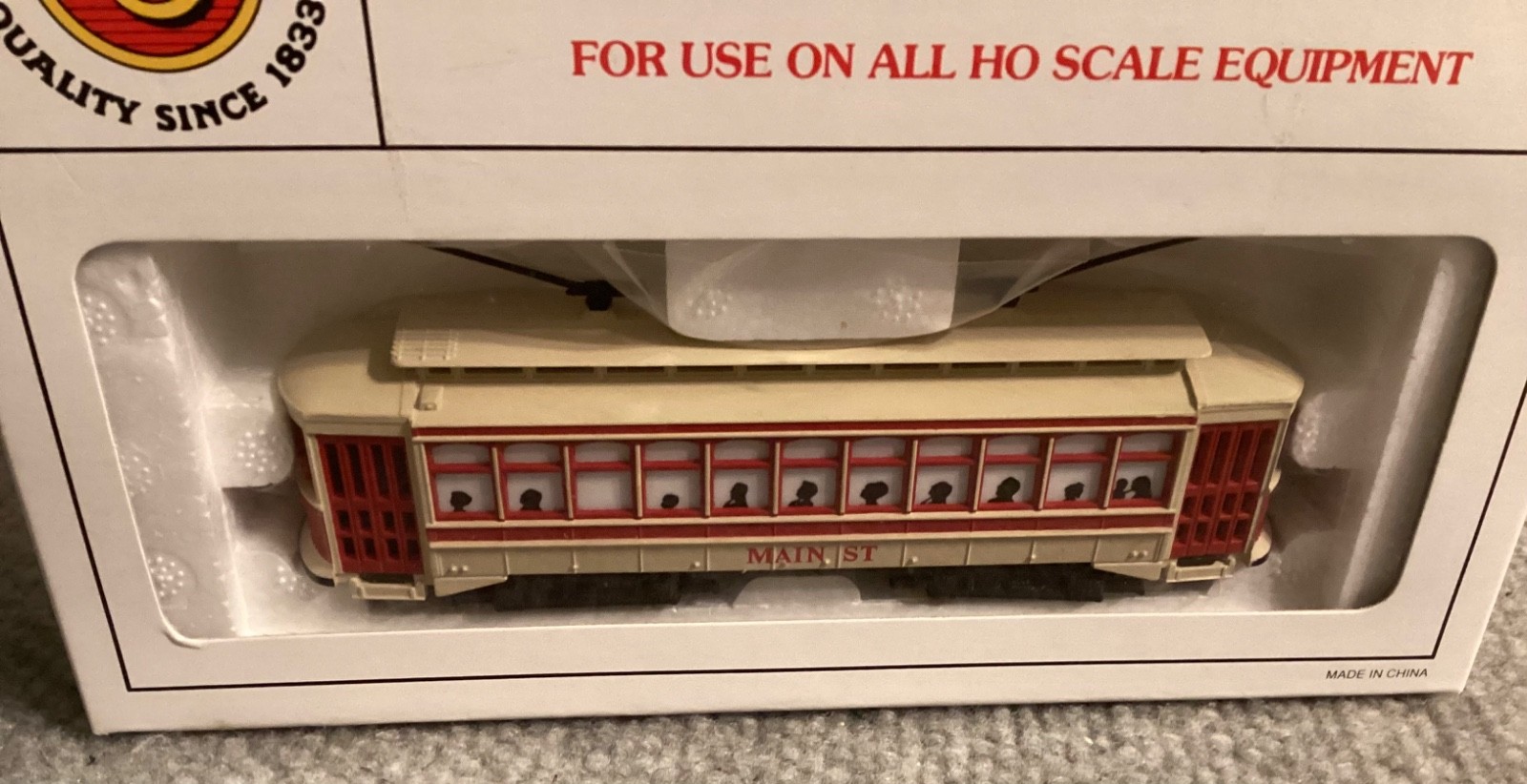 BACHMANN HO Gauge Lighted Brill Trolley- Main Street 61047