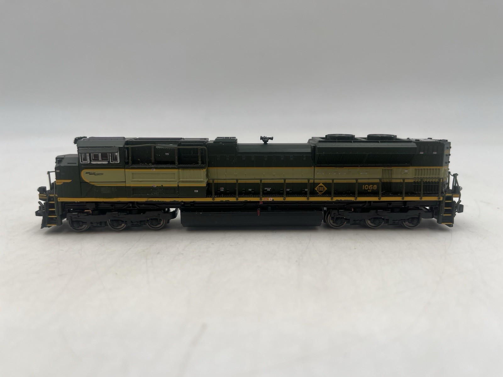 BROADWAY LIMITED PARAGON 3 N EMD SD70ACe LOCOMOTIVE SOUND&DCC ERIE HERITAGE 3464