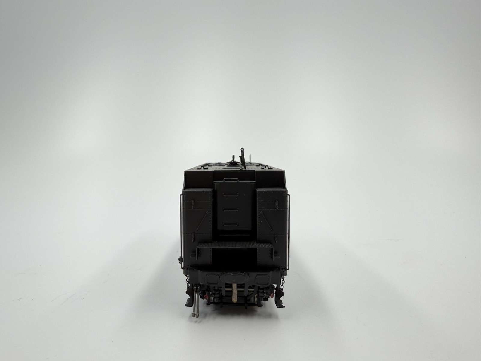 HO Scale Division Point CRI&P Rock Island R-67 4-8-4 Steam Locomotive