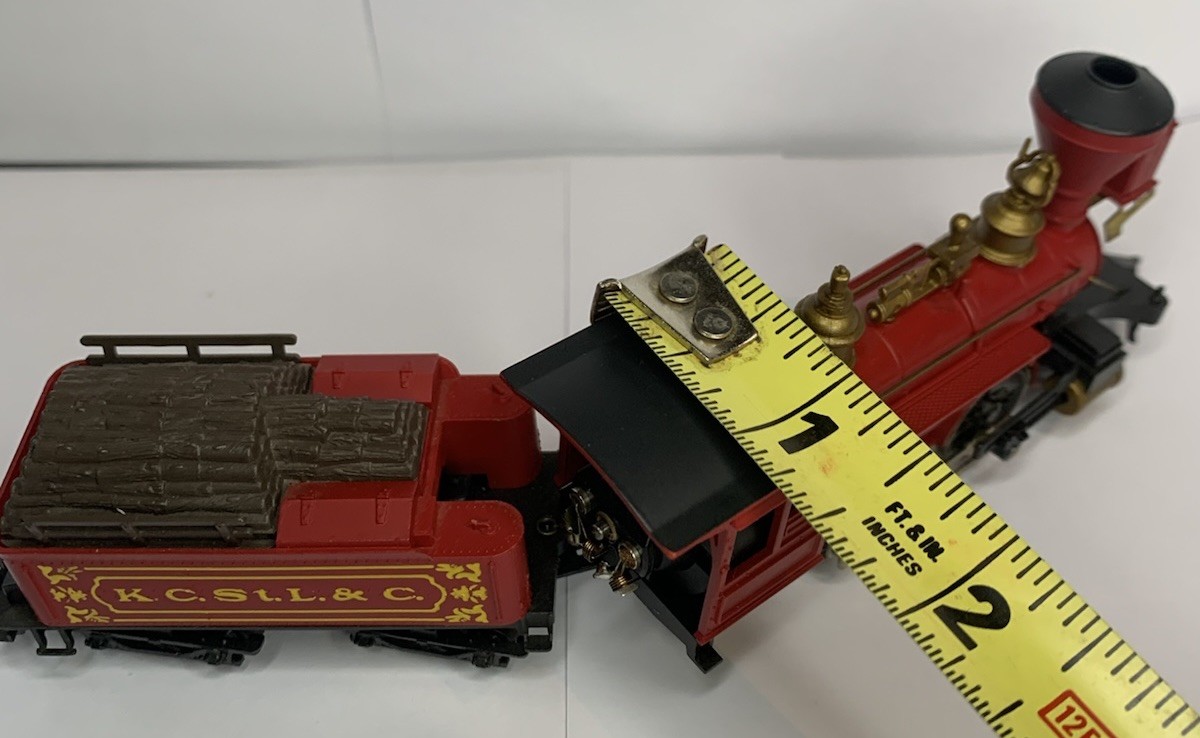 AHM Rivarossi HO Scale Bowker 2-4-0 Steam Loco & Tender KC.St.L.&C VTG Untested
