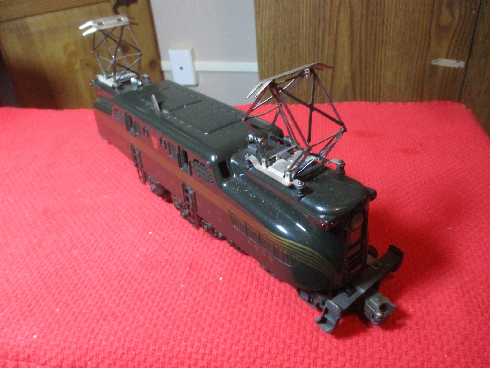 MTH 20-5504-1 Green 5 Stripe GG-1 Electric Locomotive #4935 O Scale Train 1:48
