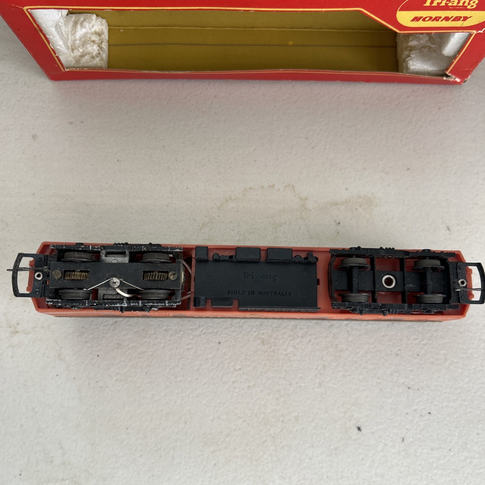 Tri-ang Hornby R.450A Suburban Car. NSW “Red Rattler”