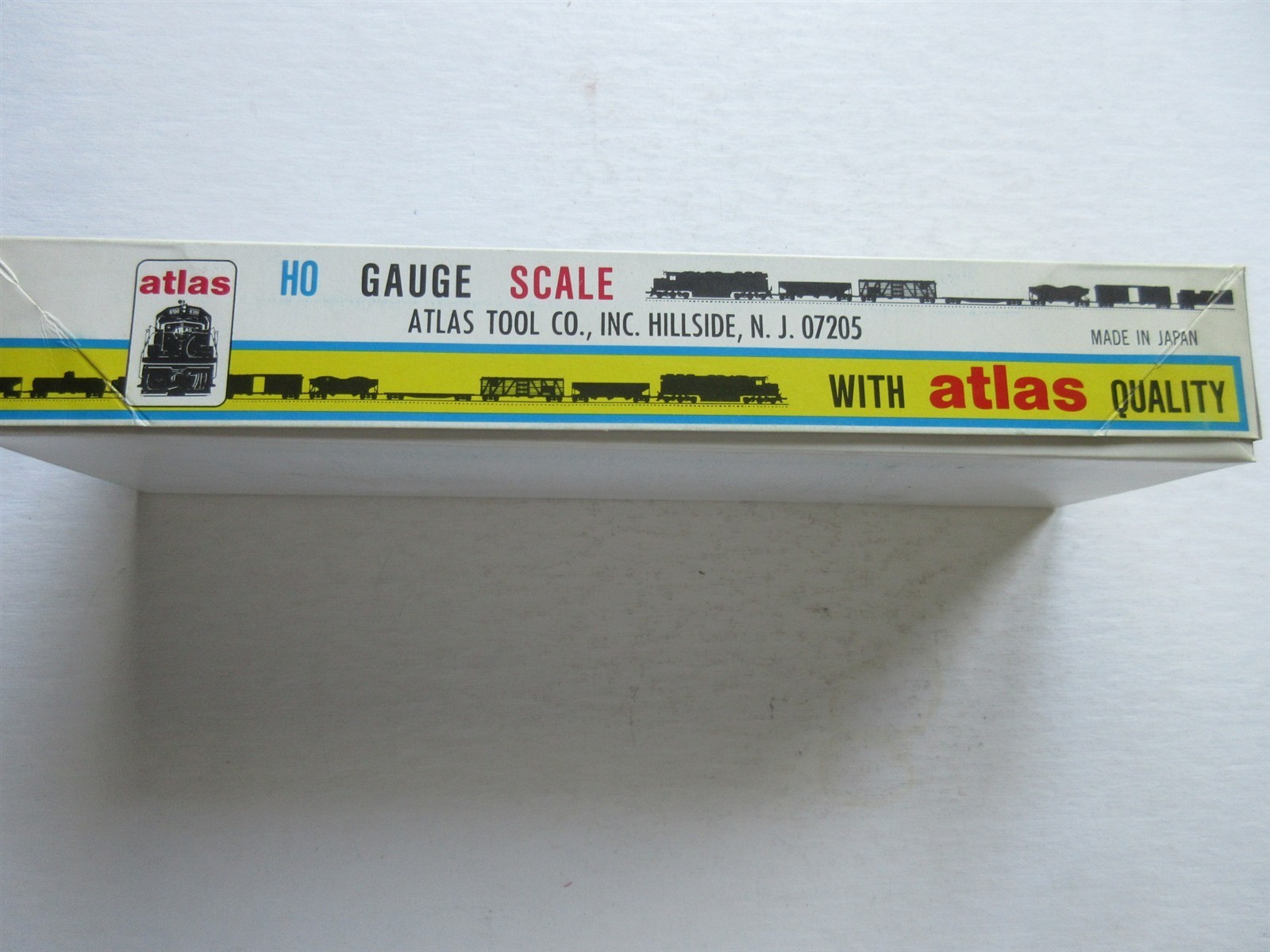 HO Scale Atlas Locomotive RS-3 Diesel Undecorated 7070