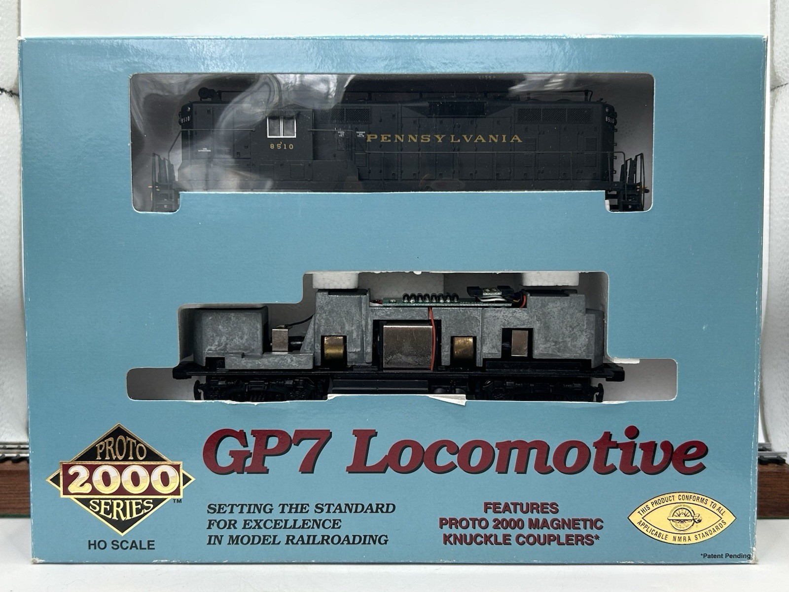 HO Proto 2000 GP7 Phase 2 W/ Dynamic Brakes & Drop Steps PRR – (DCC FITTED)