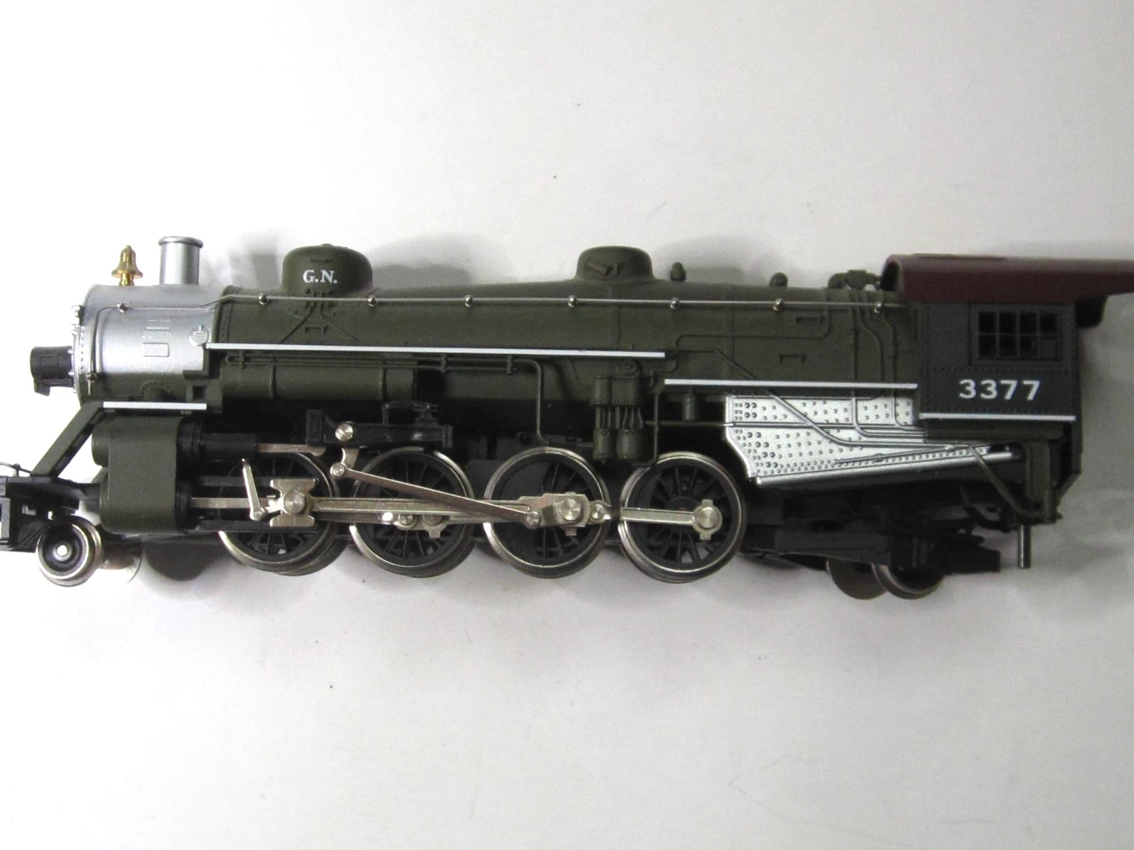 HO Scale – IHC M9805 Great Northern 2-8-2 Mikado Steam Locomotive #3377
