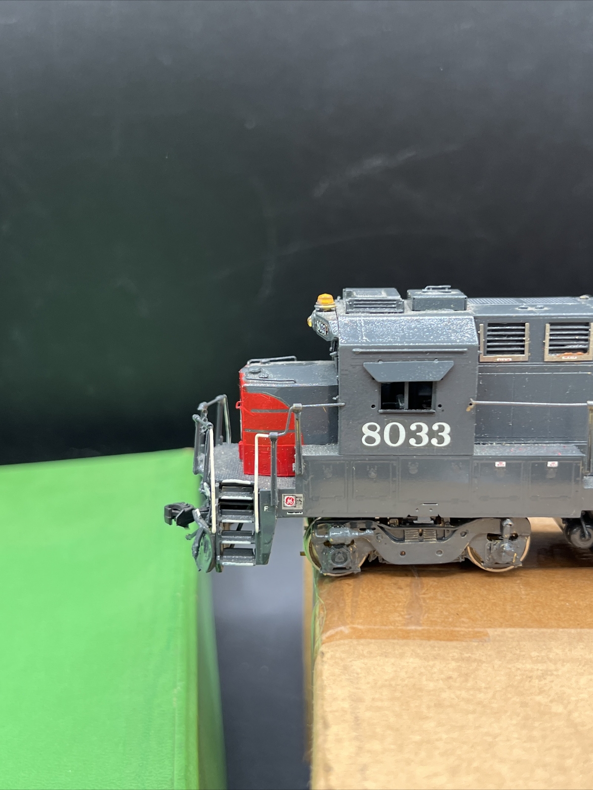 Overland Models HO Scale BRASS SP Dash 8 B39 Southern Pacific 8033 OMI-5134