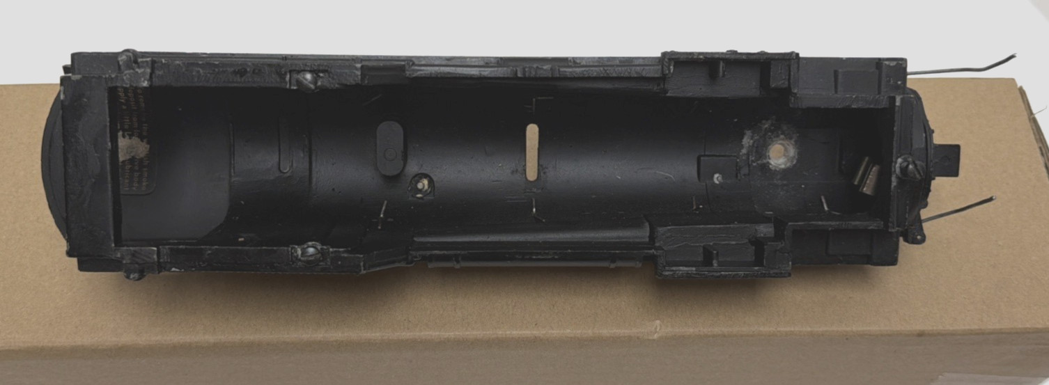 LIONEL ORIGINAL POSTWAR O-GAUGE 736 STEAM LOCOMOTIVE BOILER BODY SHELL WITH TRIM