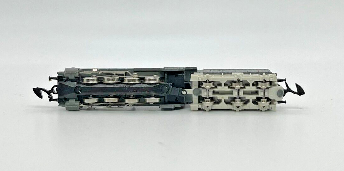 Z Scale Marklin 88981 Gray Steam Locomotive With Tender Original Box (A)