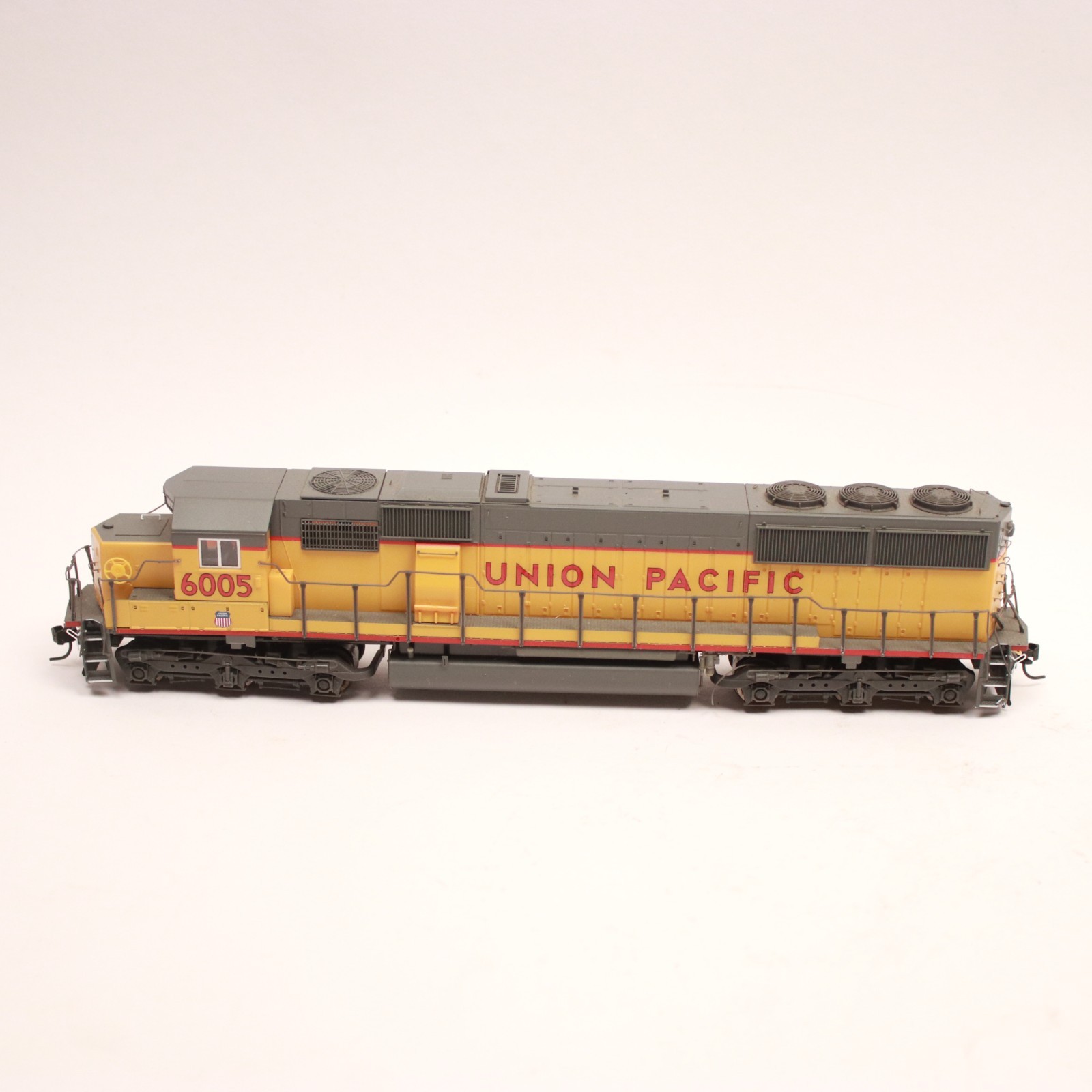 HO* Life Like Proto 2000 Union Pacific Diesel Locomotive #6005