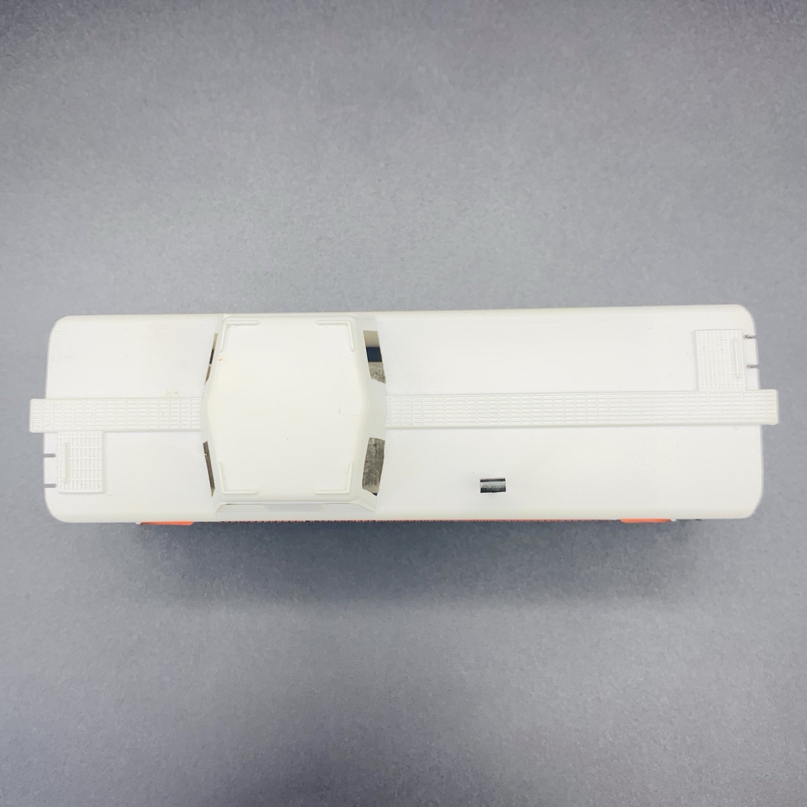 Tyco Illinois Central Gulf 8-Wheel Train Caboose ICG No. 327Z HO Scale with Box