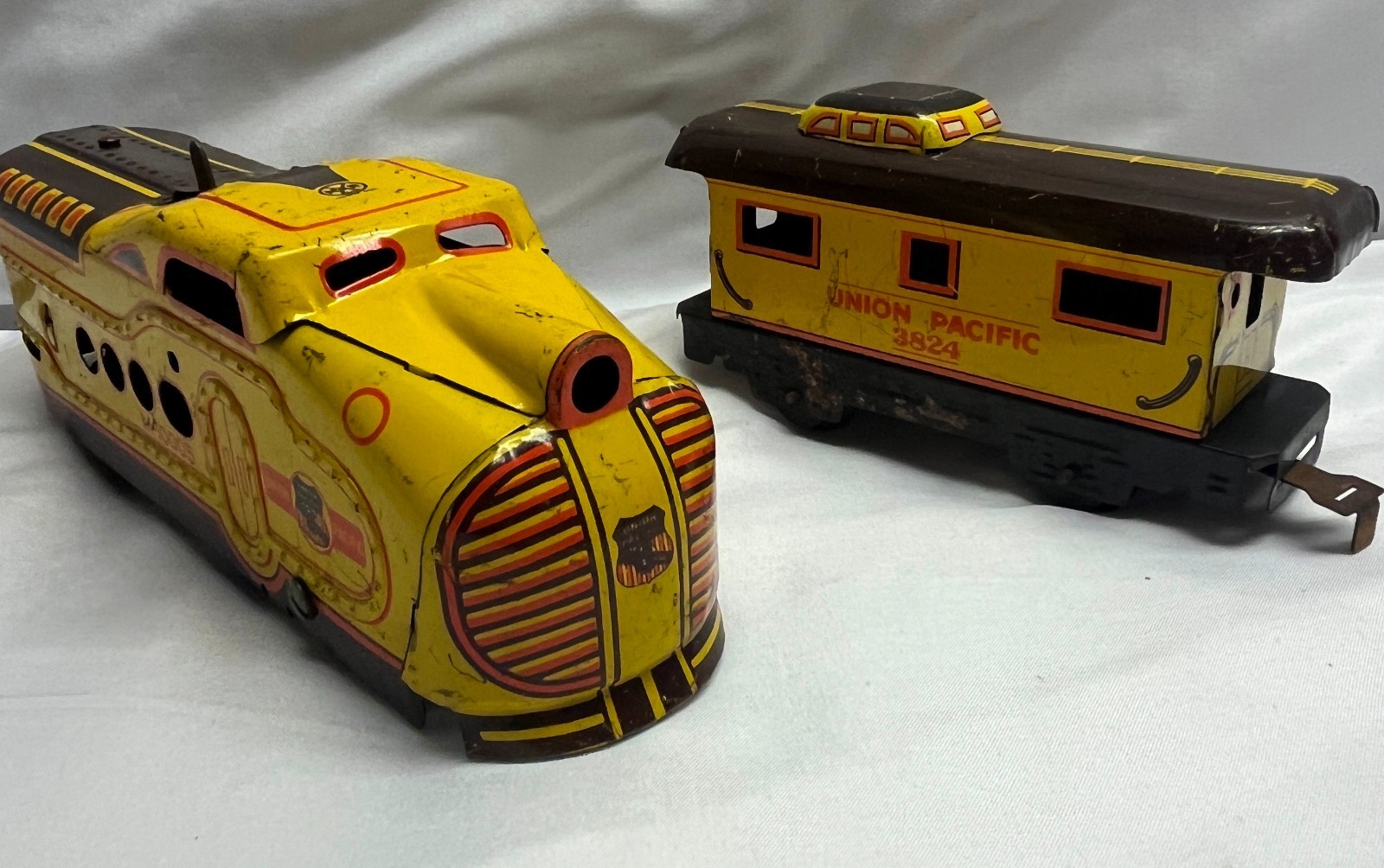 Vintage Marx Tin Litho M10005 Union Pacific Train/Caboose O Gauge Item Untested