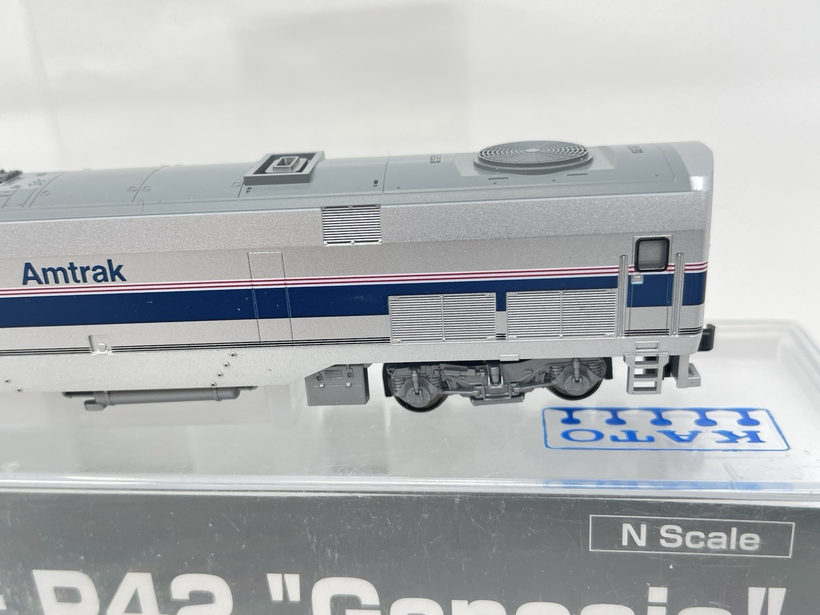 Kato N Scale GE P42 Genesis Amtrak Phase IV 176-6002 #97 Unused