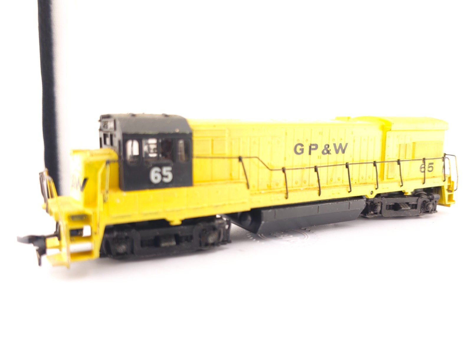 *READ Athearn HO Scale Georgia Pacific & Western U30C Diesel Locomotive GP&W 65