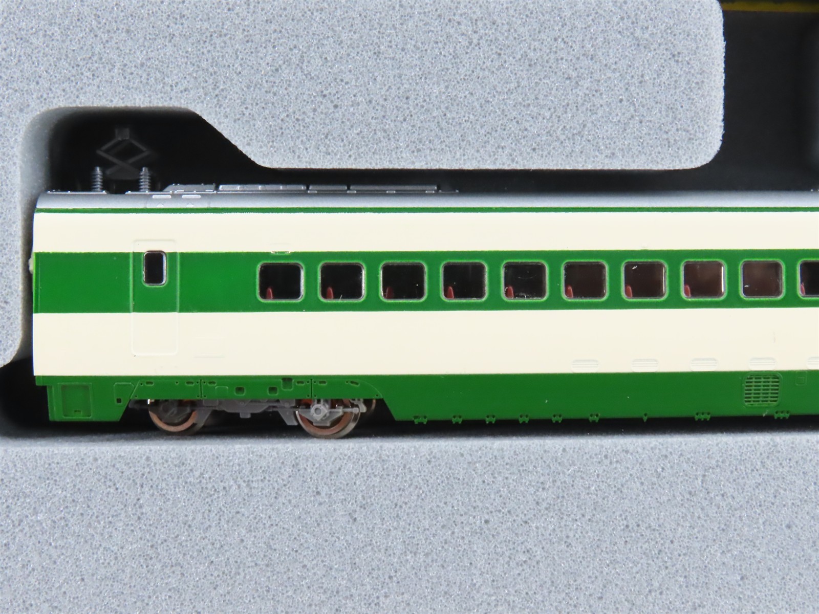 N Con-Cor/KATO 470 JNR Japanese National 200-Series Shinkansen EMU 4-Unit Set