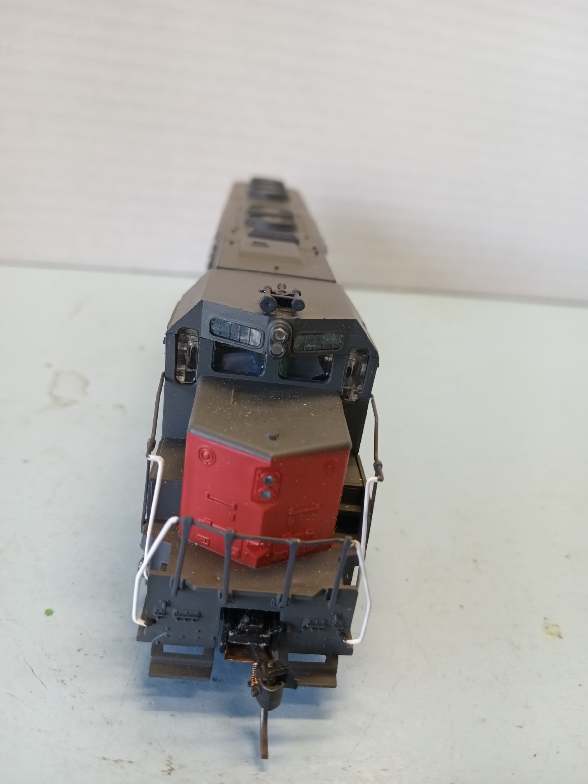 HO Scale Athern Southern Pacific SD 45. DCC, Lights, No Sound. Runs Great.