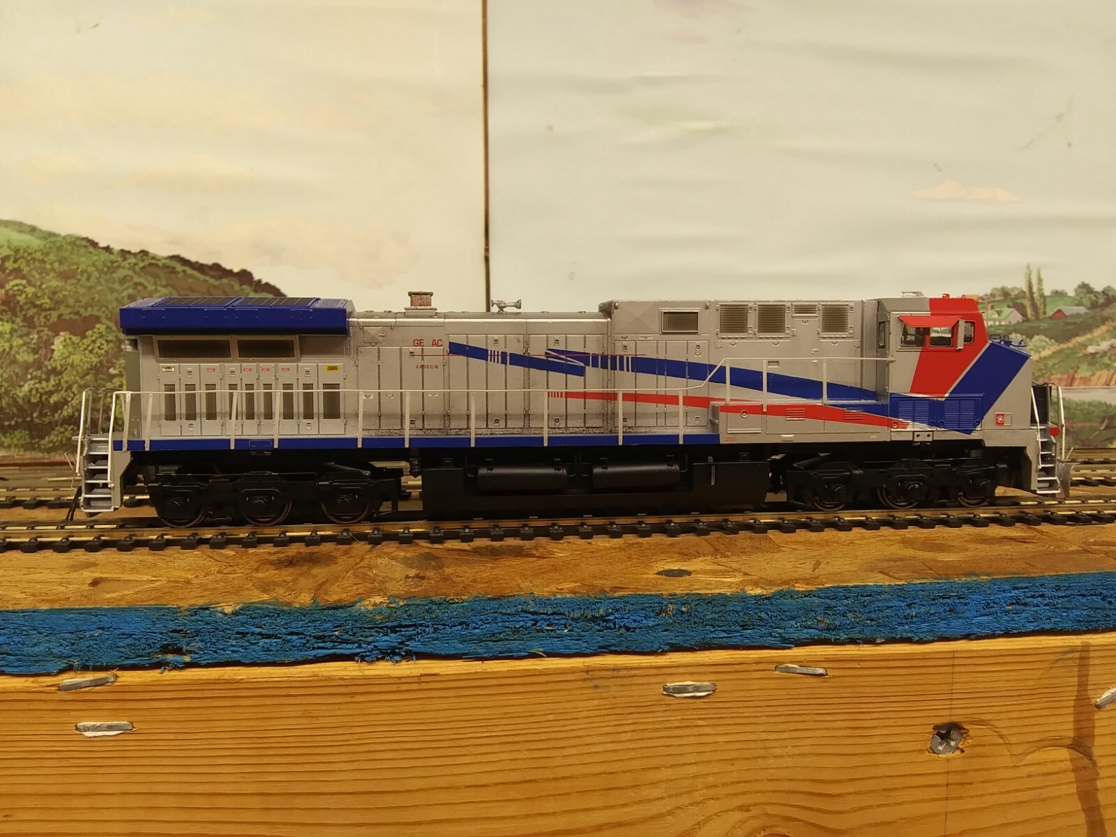 HO Kato/Athearn/Bowser AC4400CW GE Demonstrator #2000 Kitbash Project 95% Done