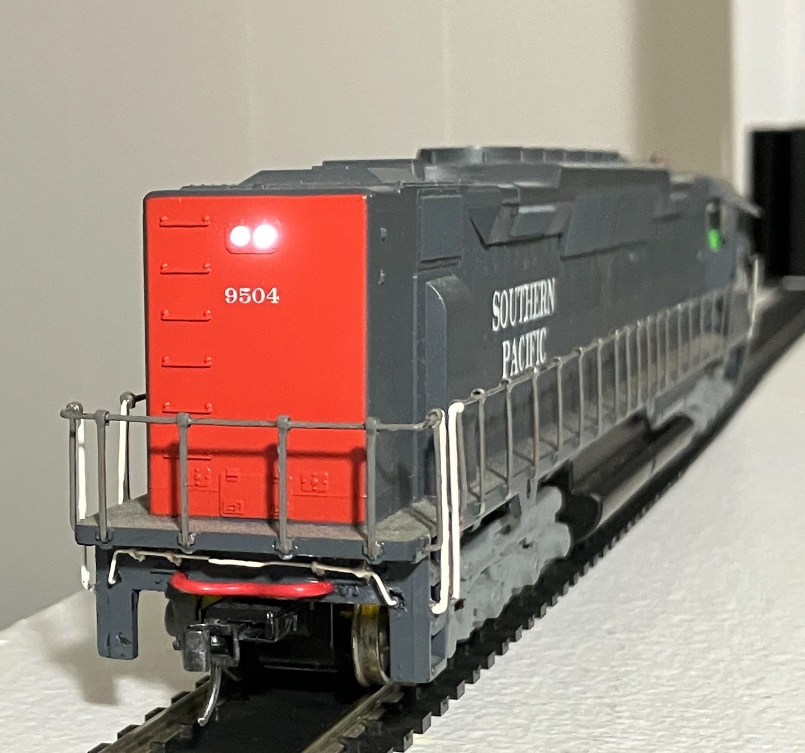 Athearn HO EMD DD35A- UPGRADED w MASHIMA Can Motors,Soundtraxx DCC Sound, LEDs+