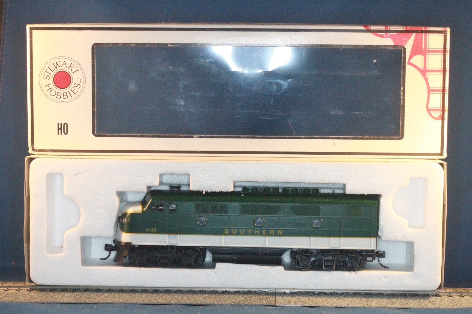 HO Stewart Southern F3A/F3B Phase I Set Kato Drive Pwr/Dummy Kato Couplers DC JP