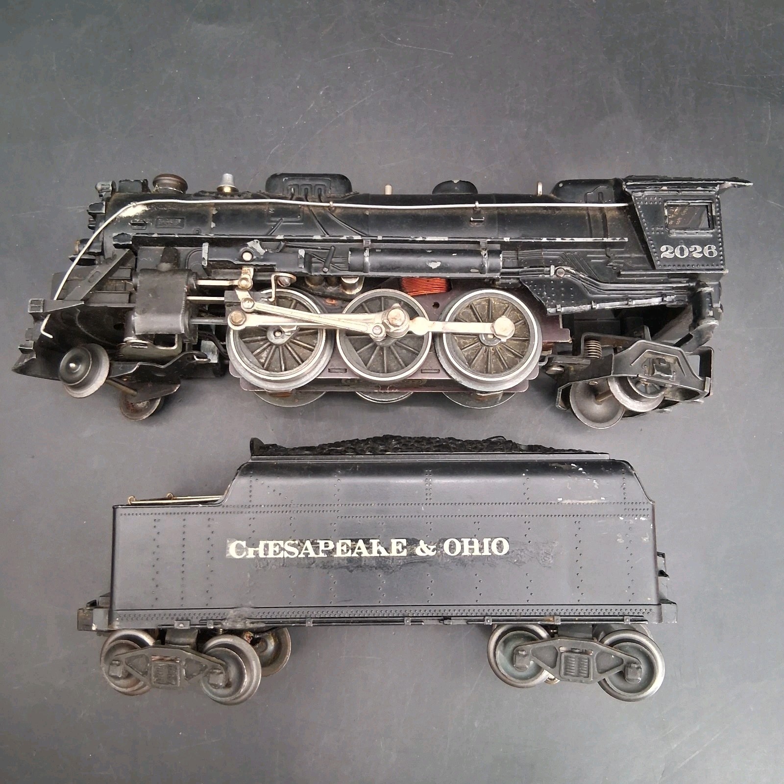 Lionel 2026 Locomotive O Gauge & 2466WX Whistle Tender Tested & Runs READ DESC