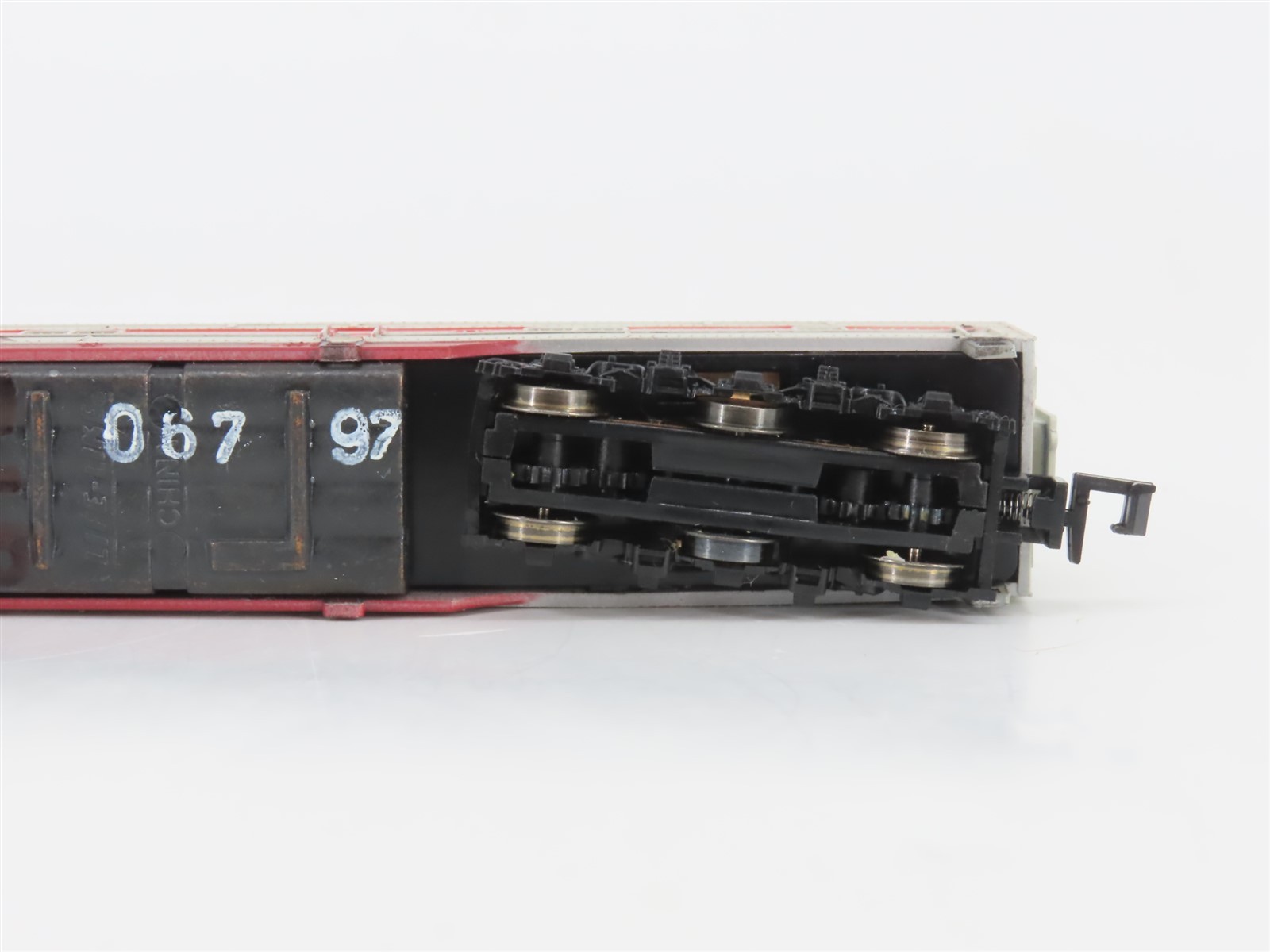 N Scale Life-Like 7016 RI Rock Island “Rocket” EMD E7A Diesel Locomotive #635