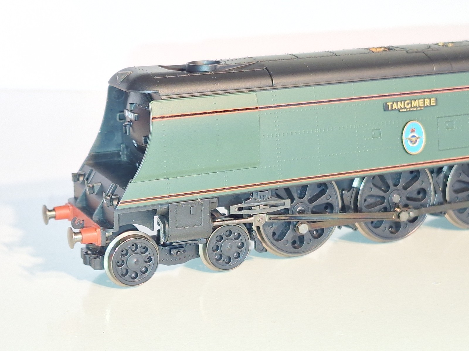Hornby R2221 BR Tangmere 34067. New Old Stock. Mint Cond. Boxed. 2 Rail DC. OO
