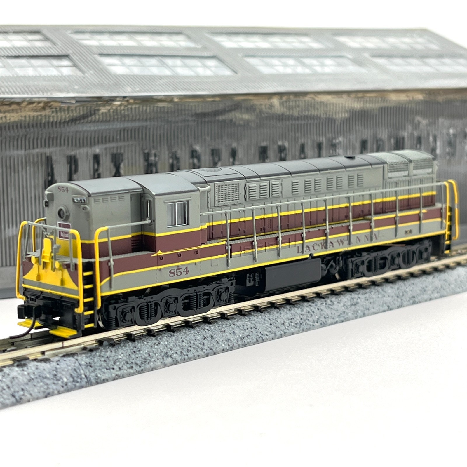 Atlas N Scale 49505 Lackawanna FM Train Master Diesel Locomotive 854 Std DC