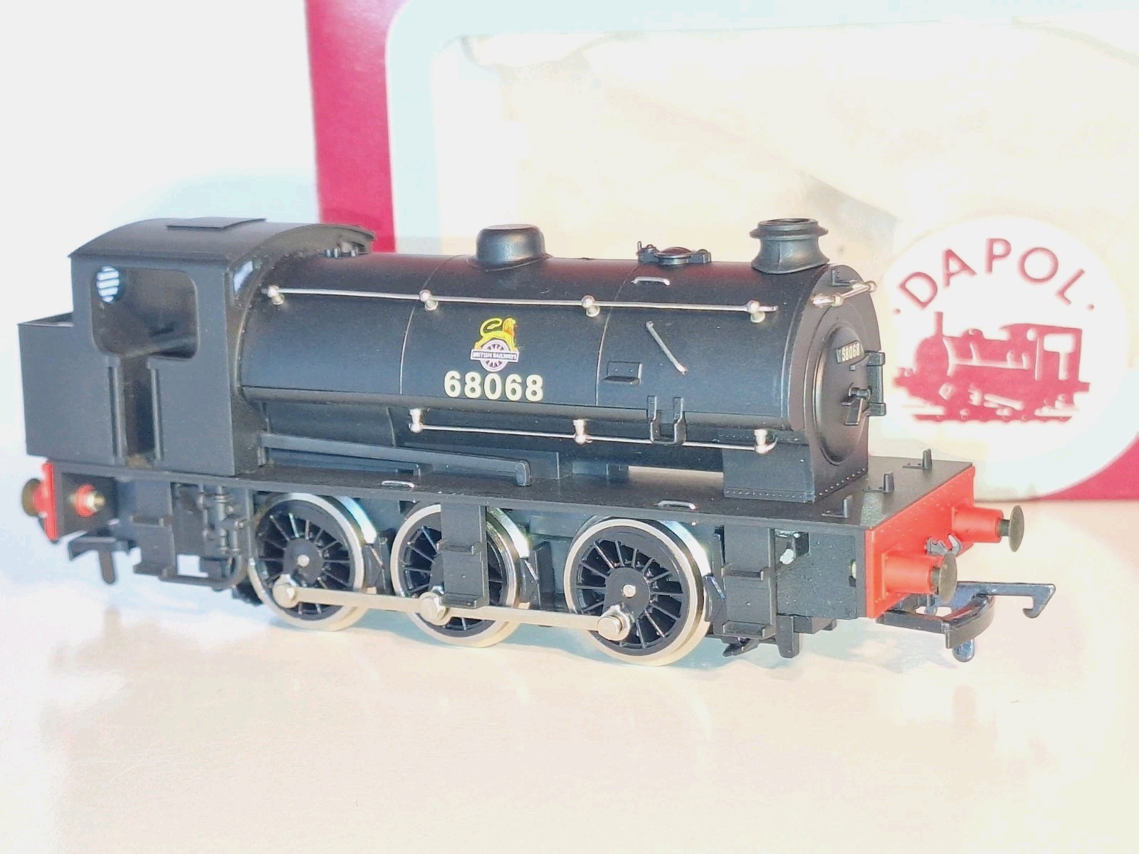 Dapol D350 BR Tank Loco 68068. New Old Stock. Mint Cond.2 Rail DC Boxed.OO Scale
