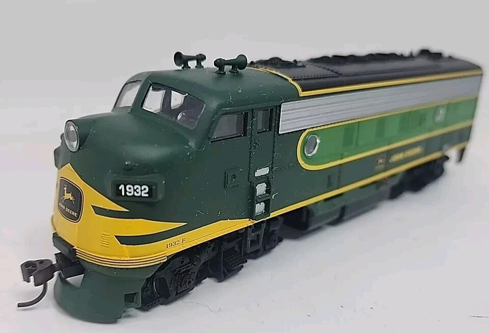 JOHN DEERE 2002 2nd PRECISION Series LOCOS- F7A & F7B UNITS GENESIS HO Scale NEW