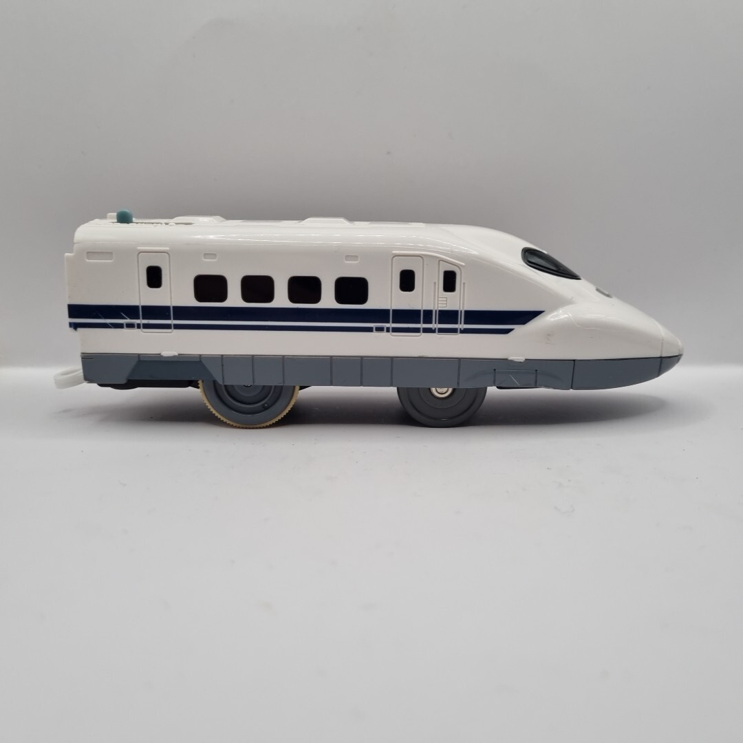 Japan Takara Tomy Plarail S-01 700 Shinkansen Motorised Train w/ Light 125747