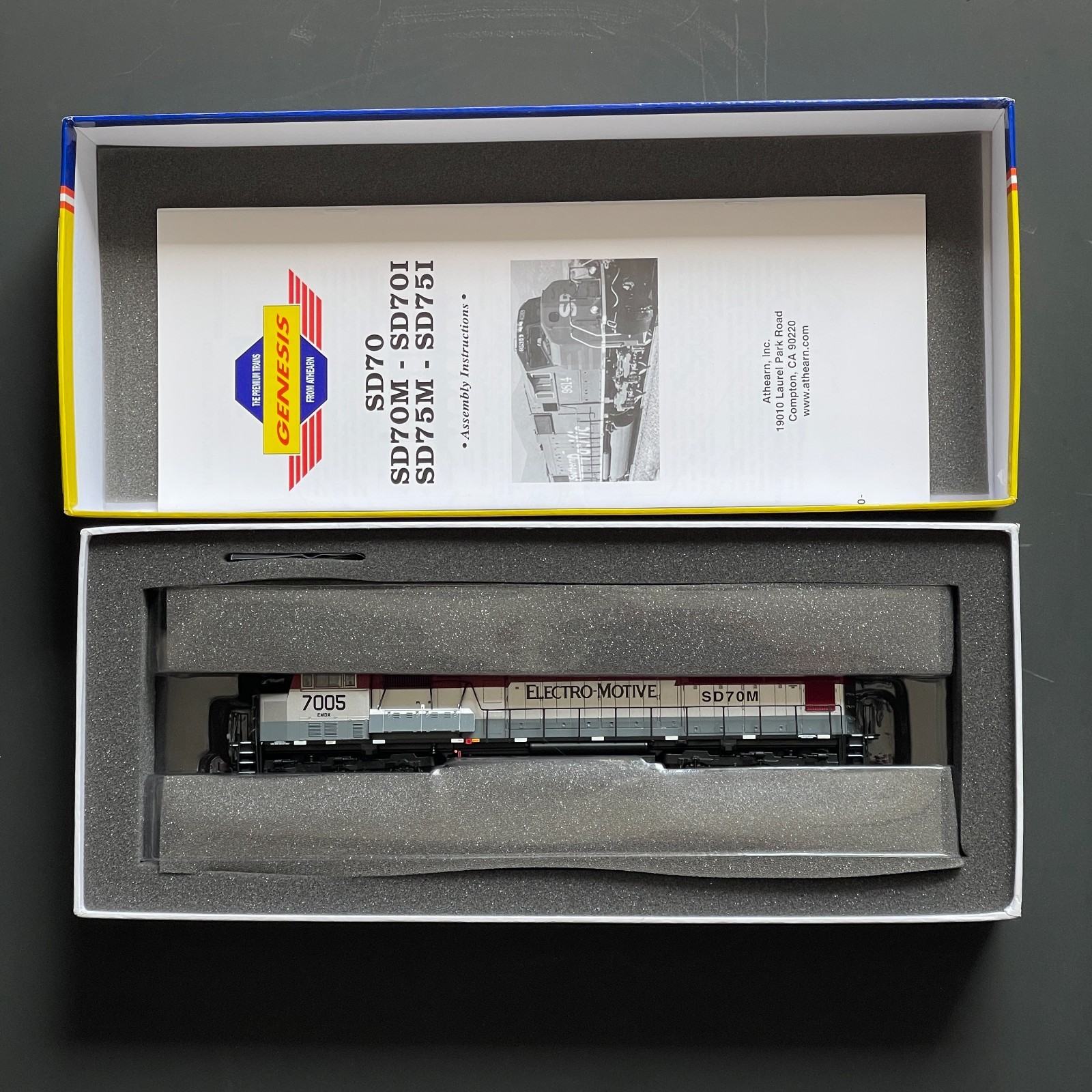 Athearn Genesis HO Locomotive G6123 SD70M EMD Leasing #2 #7005 NIB