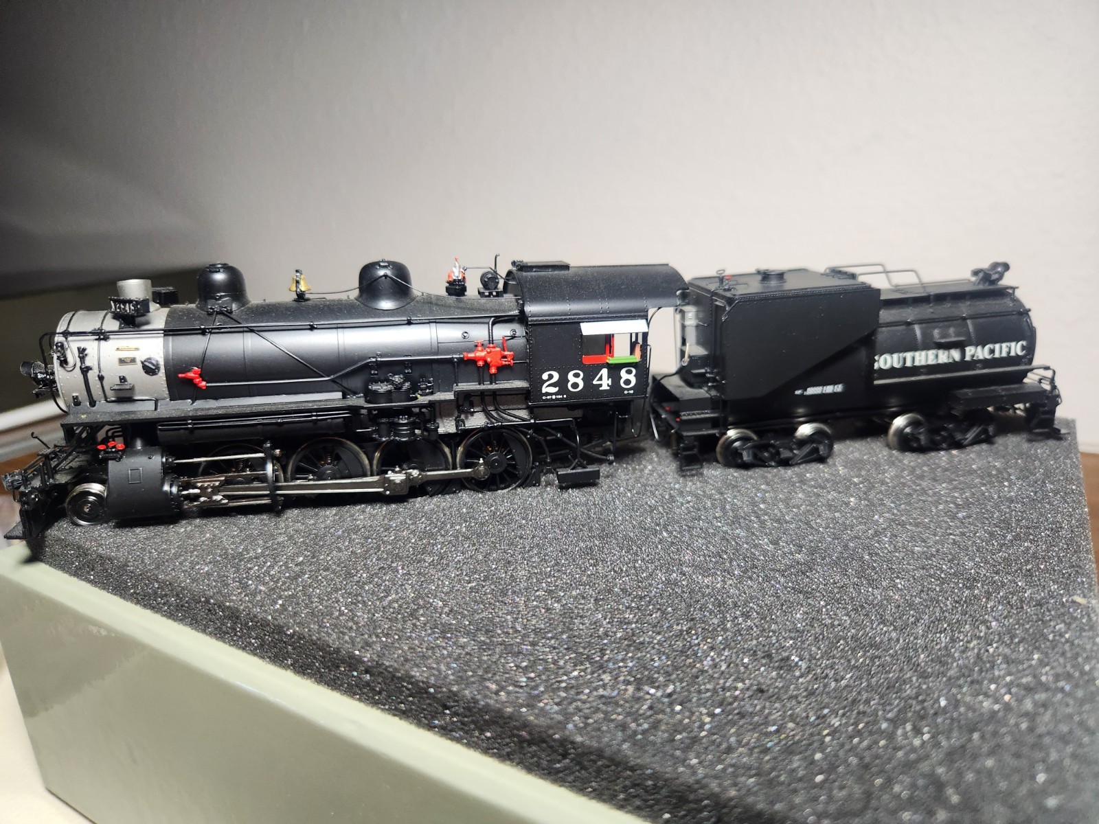 Challenger Imports brass HO Southern Pacific C-10 2-8-0 #2848