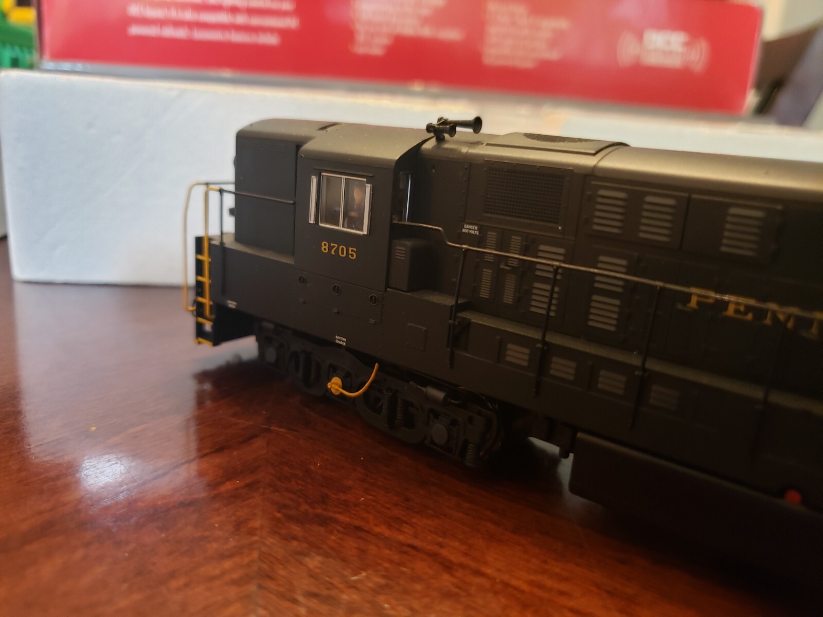 HO Atlas FM H-24-66 Trainmaster PRR TCS Wowsound