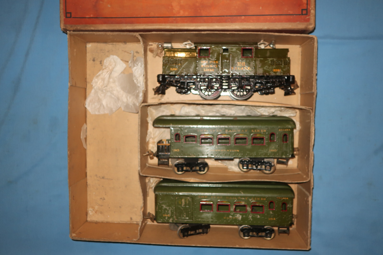 IVES Standard Gauge Set #700 with #3241 Electric Loco & #184 & #186 Passenger