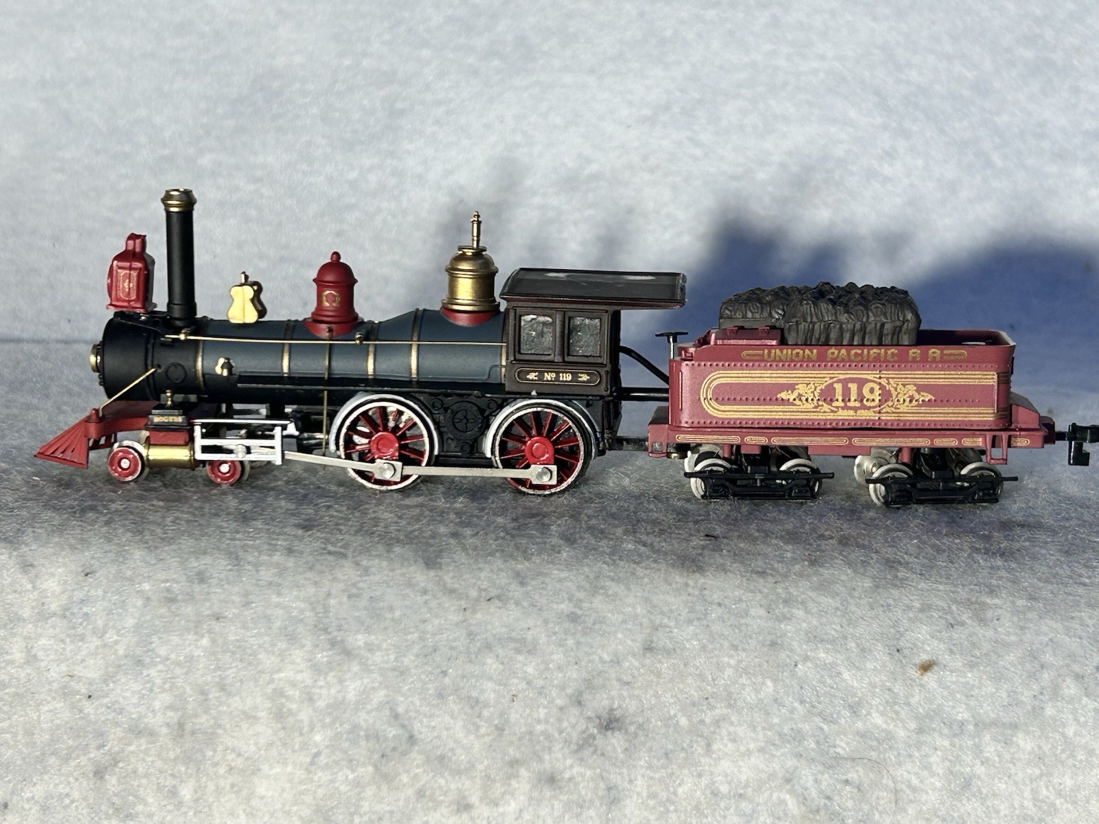 Beautiful Vintage Bachman Union Pacific RR American 4-4-0 Locomotive HO