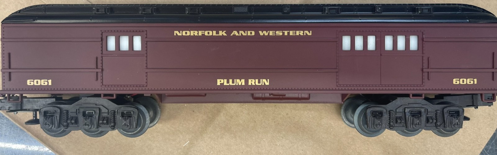 Lionel 18638 N&W 2-6-4 with 16061-16065, 5 Matching Passenger Cars, All Boxed
