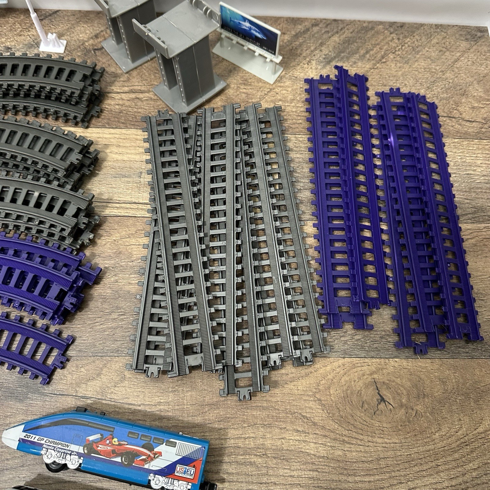 Trans Euro Express Jakks Pacific 2012 Model Train & Track & Accessories 50+ Pcs