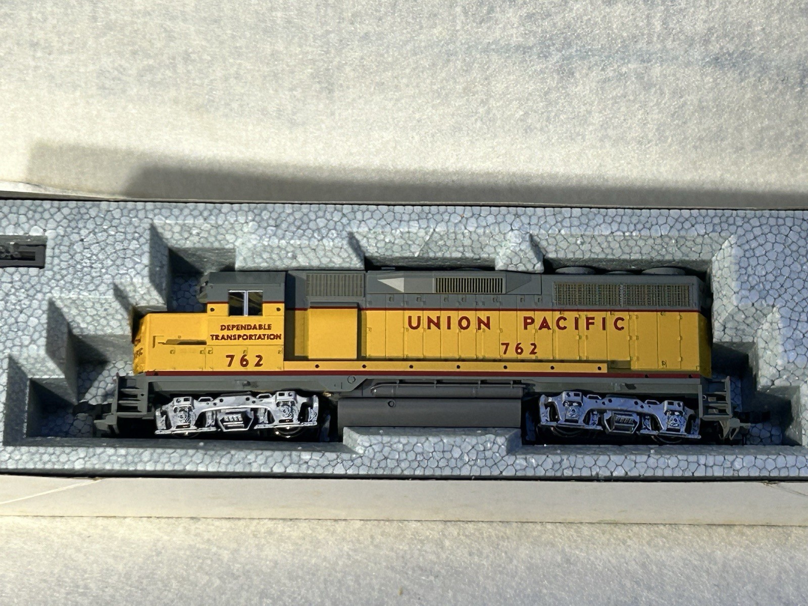 Stalwart KATO Union Pacific Railroad GP-35 Diesel Engine HO